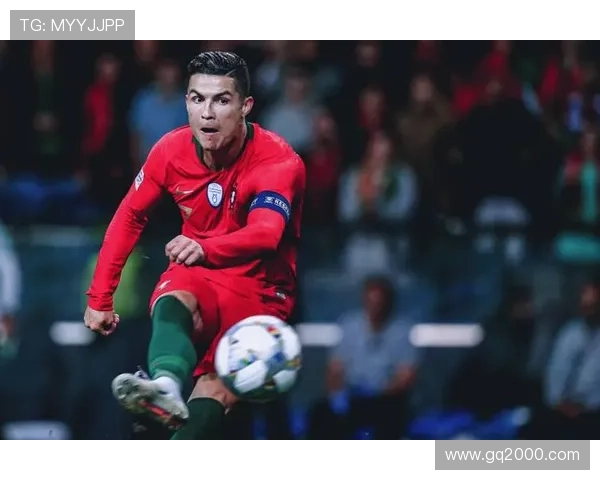 老足球明星C罗的传奇生涯与未来展望解析